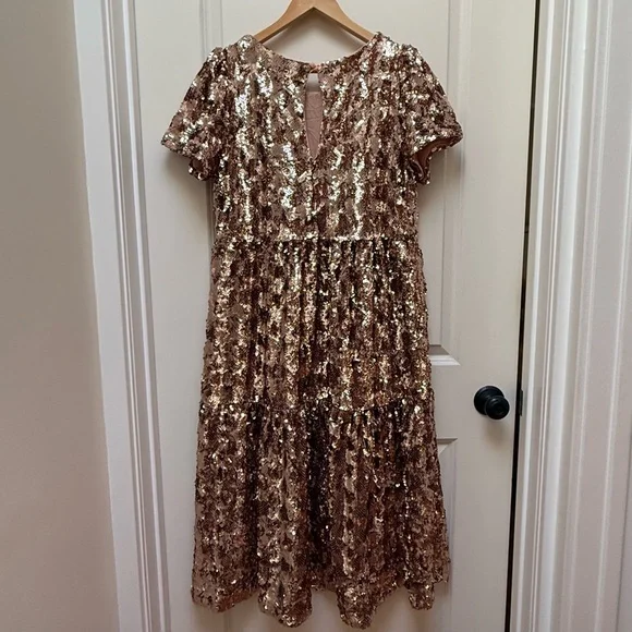 Anthropologie Maeve Bernadette Rose Gold Sequin Tiered Midi Dress Size M - Picture 14 of 17